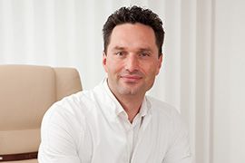 Faltenbehandlung, Faltenunterspritzung mit Botox und Hyaluron